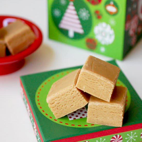 Gingerbread cookie dough fudge