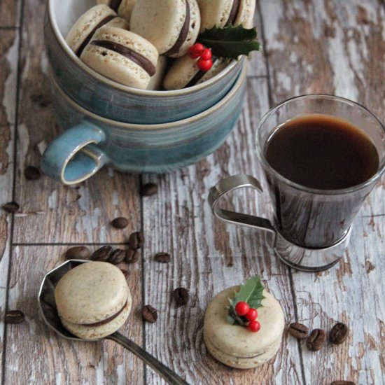 Christmas morning macarons