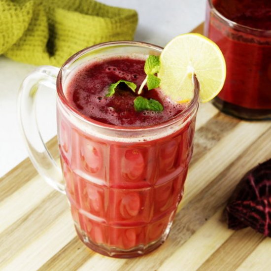 Beetroot and Apple Smoothie