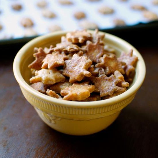 Whole-Wheat Cheese Crackers