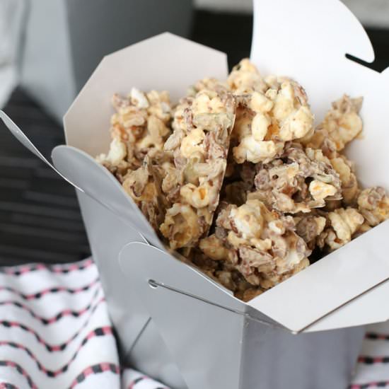 Peanut Butter Chocolate Popcorn Mix