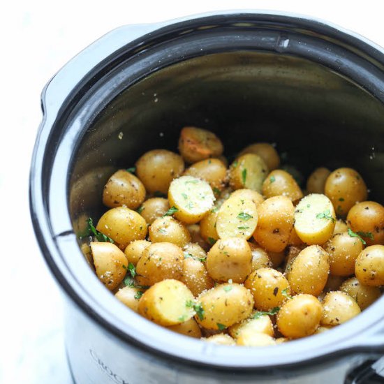 Crockpot Garlic Parmesan Potatoes