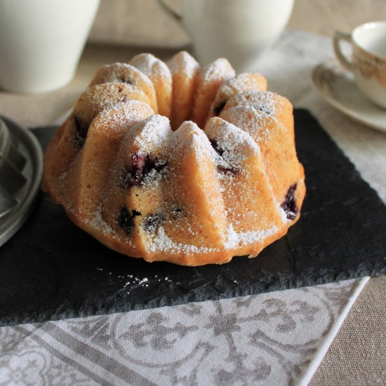 Cremè fraiche and blueberry Bundt