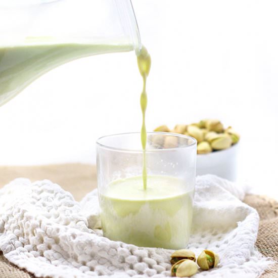 DIY Pistachio Milk