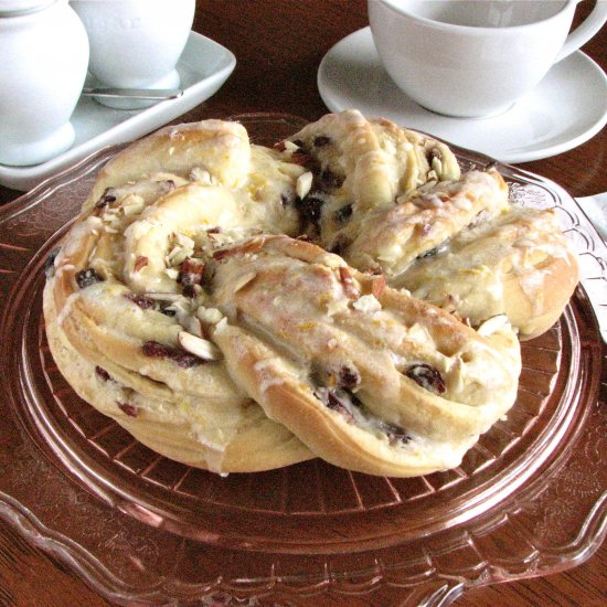 Christmas Breakfast Wreath