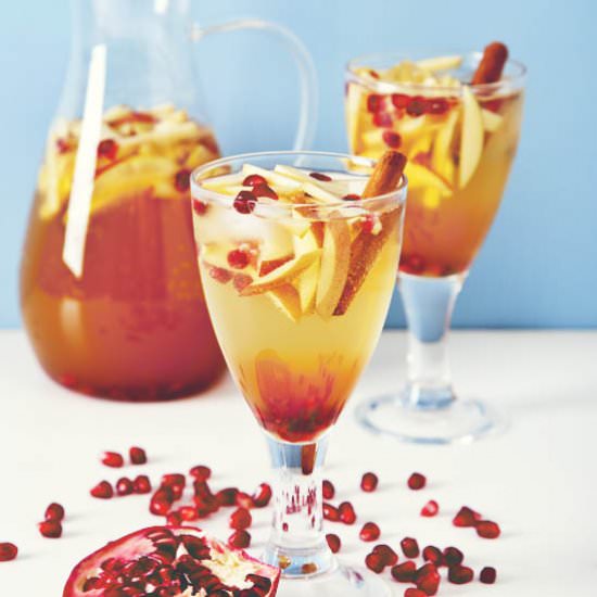 Sparkling Apple Cider Sangria