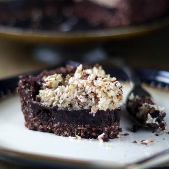 Raw German Chocolate Pie