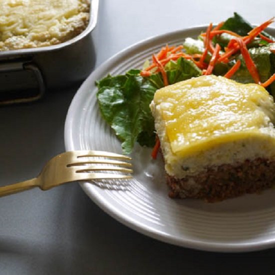 French Onion Meatloaf Pie