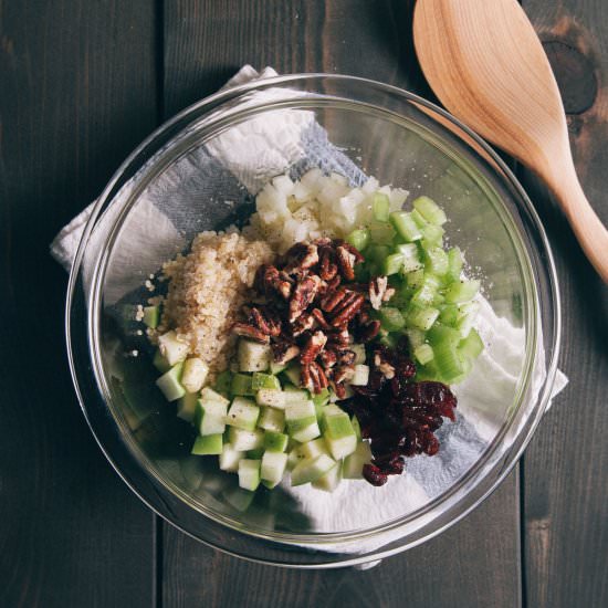 Quinoa Salad with Pecans, Apples an