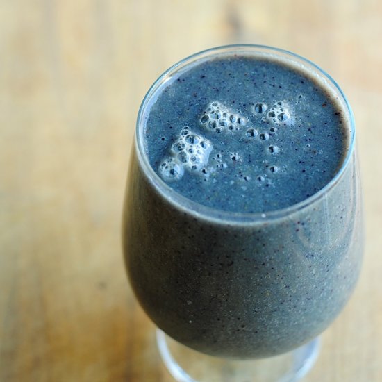 “The Black Beauty” Smoothie