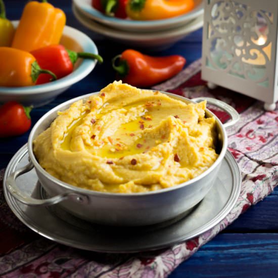 Savory Roasted Red Pepper Hummus