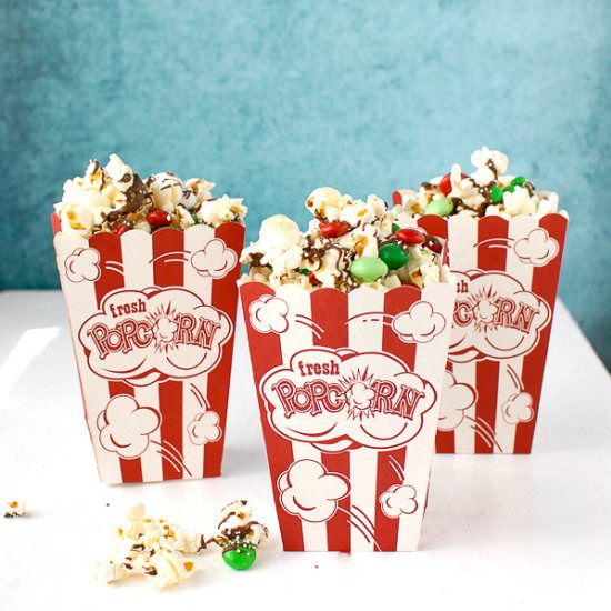 Chocolate-Peppermint Popcorn Mix