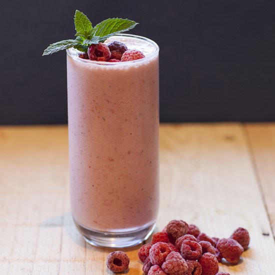 Raspberry & Mint Protein Smoothie