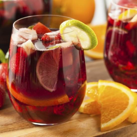 How to Make Red Sangria