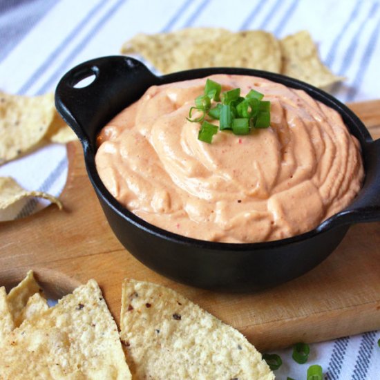 Creamy Red Pepper Cashew Dip