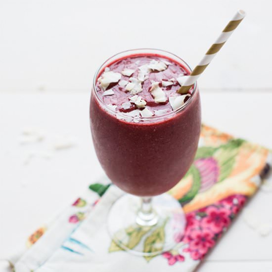 Mango, Berry and Coconut Smoothie