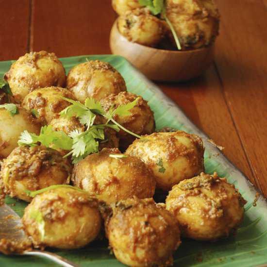 Spicy Baby Potatoes or Aloor Dum