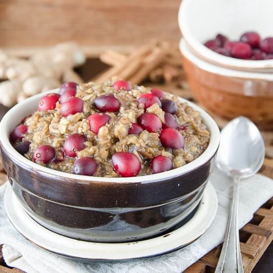 Oatmeal with Ginger and Cranberries