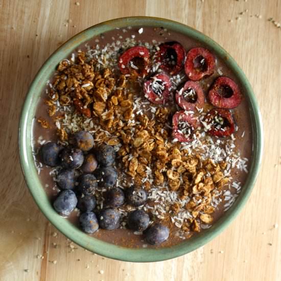 Acai Bowl with Ginger Granola