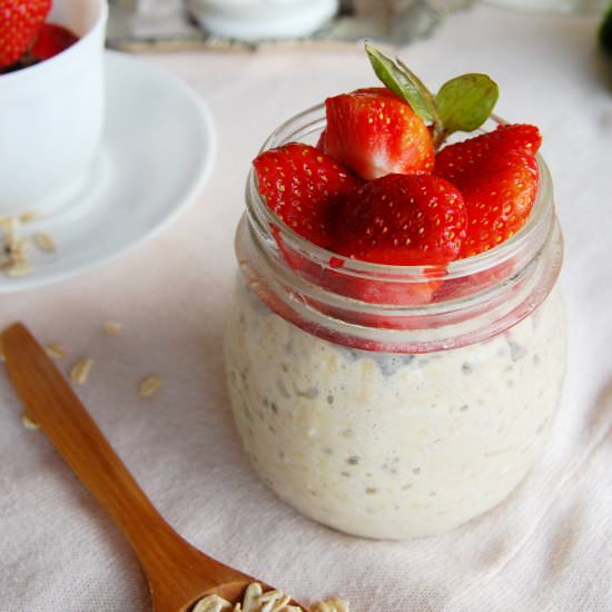 Strawberries & Cream Overnight Oats