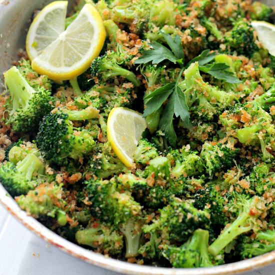 Garlicky Steamed Broccoli