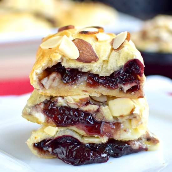 Cherry Almond Brie Bites