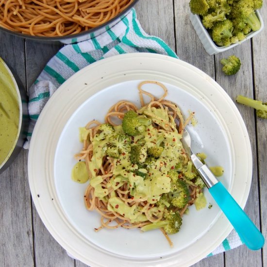 Quick Avocado Alfredo Pasta