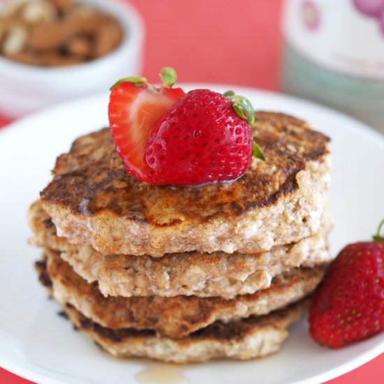 Banana Bread Pancakes for One