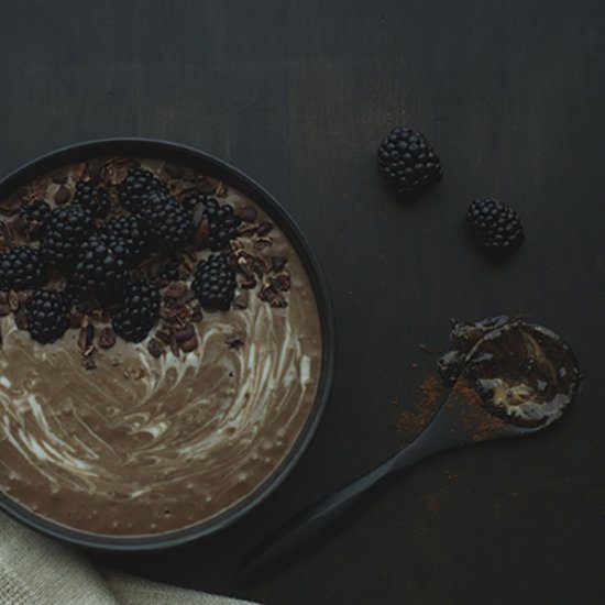 Carob Smoothie Bowl