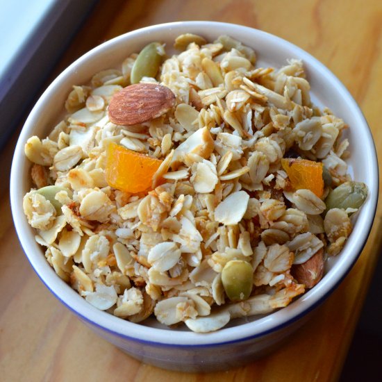 Fruit and Nut Granola