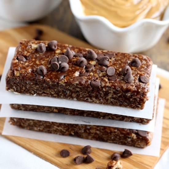 No Bake Chocolate Granola Bar