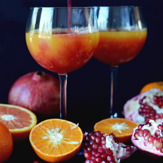 Fresh Tangerine Pomegranate Juice