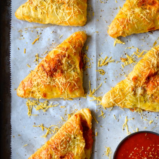 Cheesy Chicken Pizza Pockets