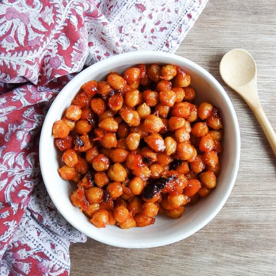 Sweet + Spicy Roasted Chickpeas