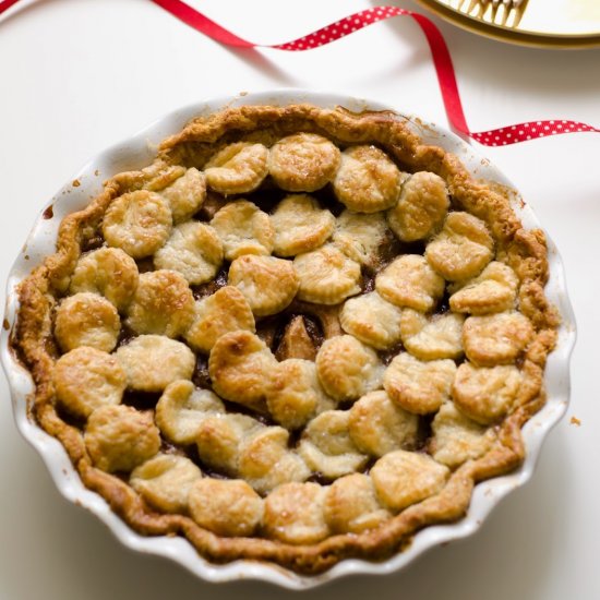 christmas wreath apple pie