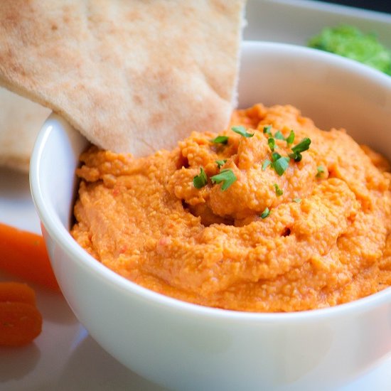 Spicy Roasted Red Pepper Hummus