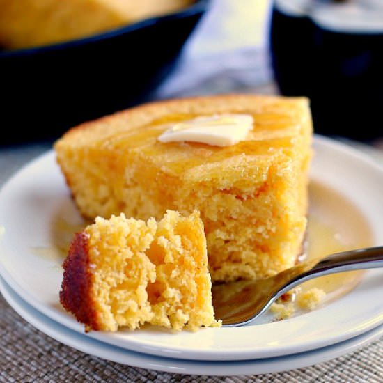 Skillet Buttermilk Cornbread