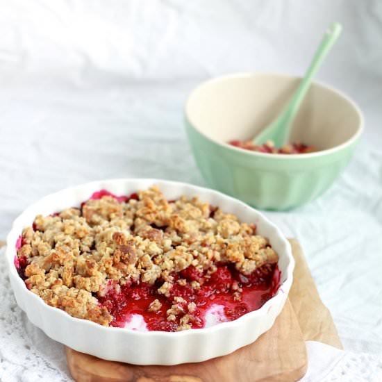 Raspberry Almond Crumble