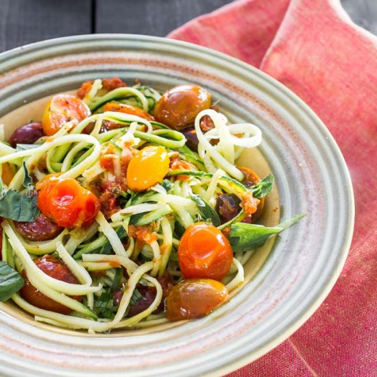 Zucchini Noodles with Tomatoes