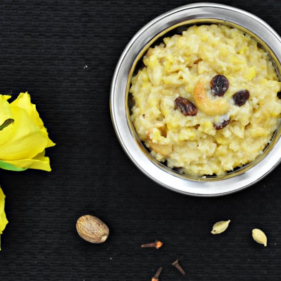 Sweet Pongal (Jaggery Rice Pudding)