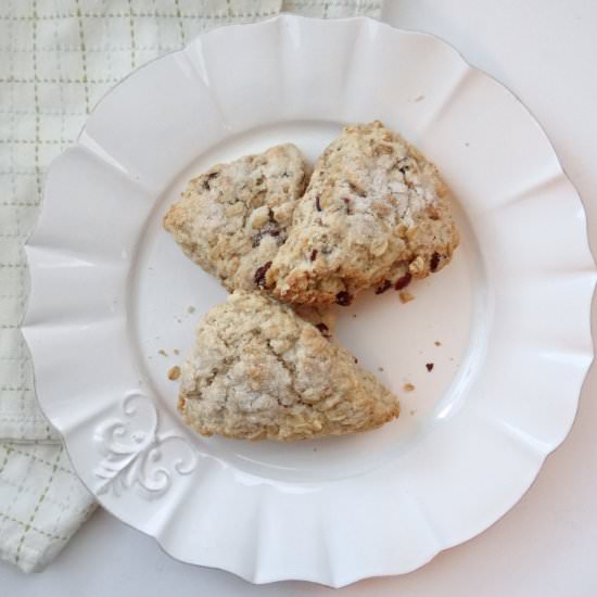 Toasted Oatmeal Scones