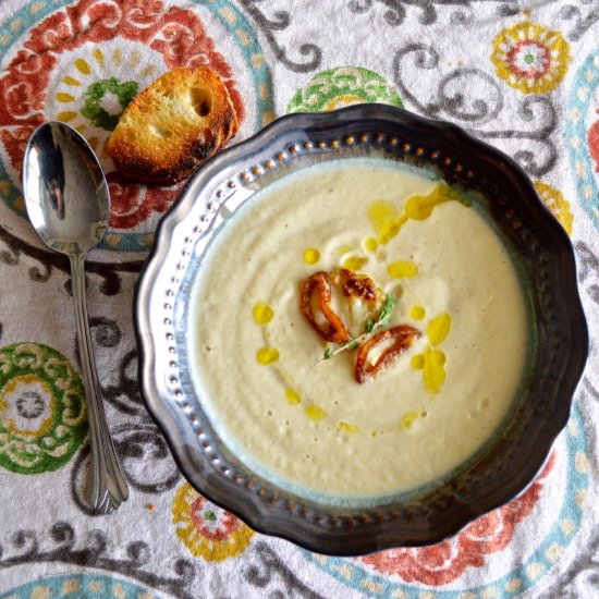 Roasted Cauliflower Soup