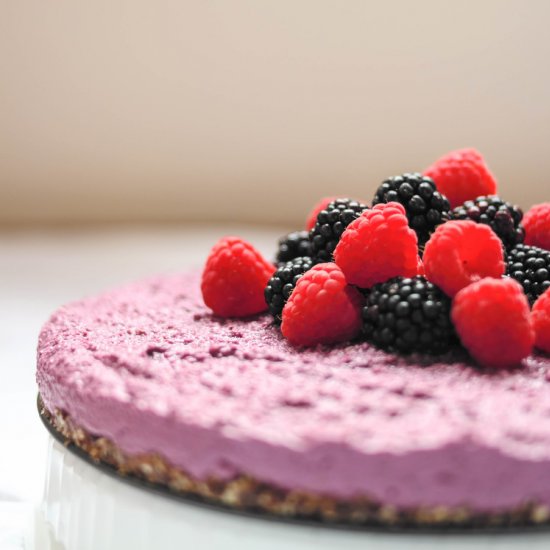 Raw Blackberry Cheesecake