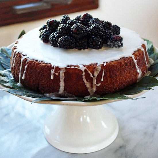 Bay Leaf-Scented Yogurt Cake