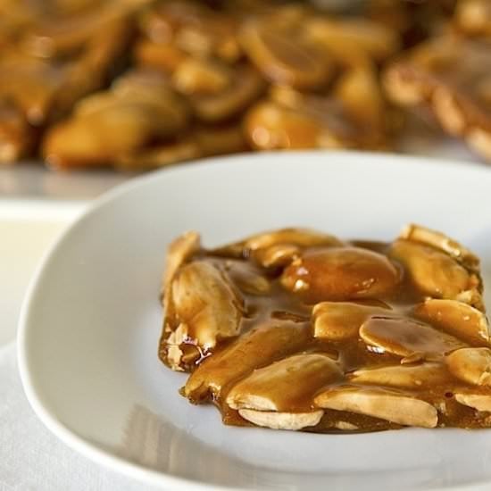 Almond brittle