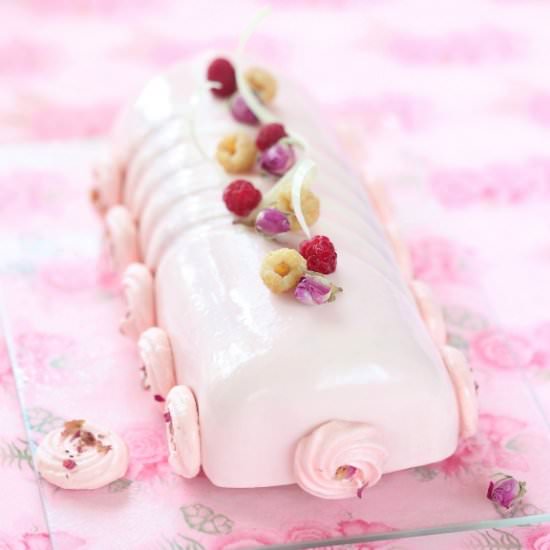 Ispahan Yule Log Cake