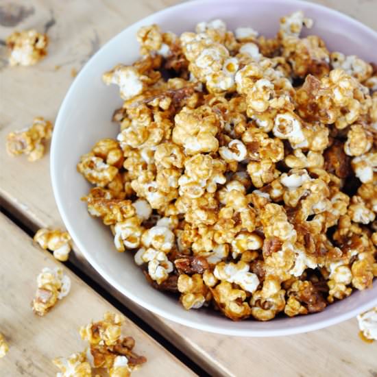 Cinnamon Bun Popcorn