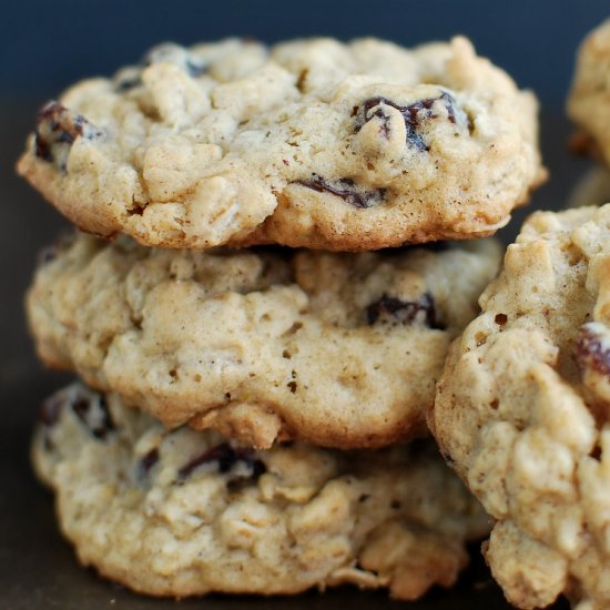 Oatmeal Rum Raisin Cookies