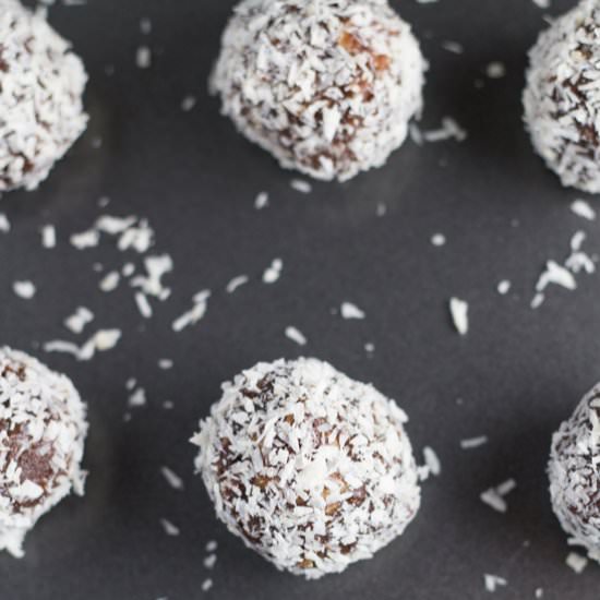 Raw Chocolate Peppermint Truffles