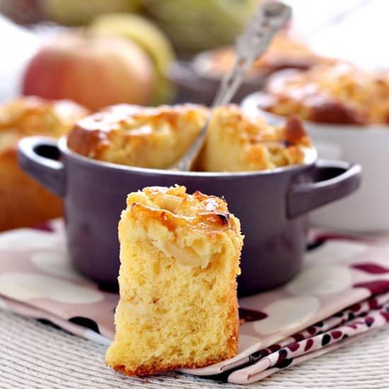 Mini Apple Cake